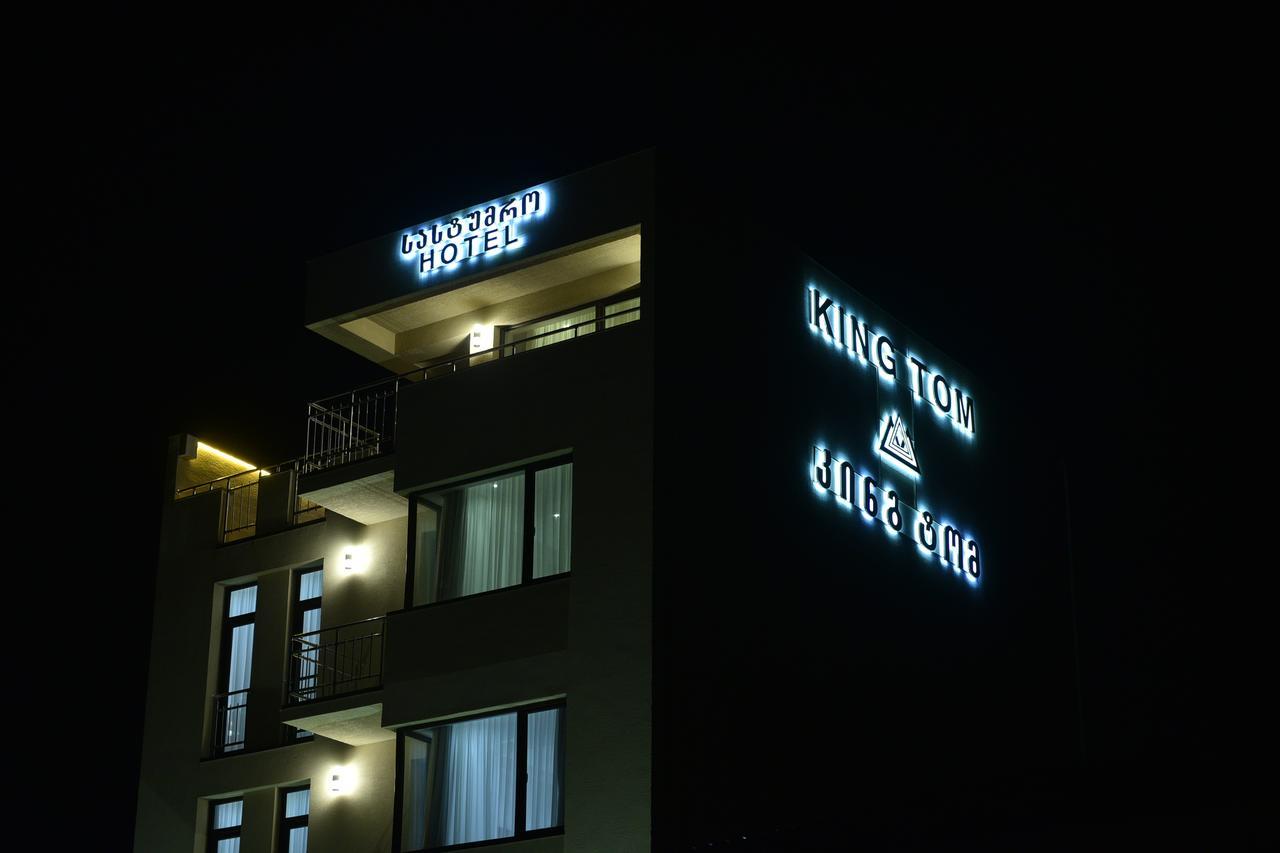 Hotel King Tom Tbilisi Esterno foto