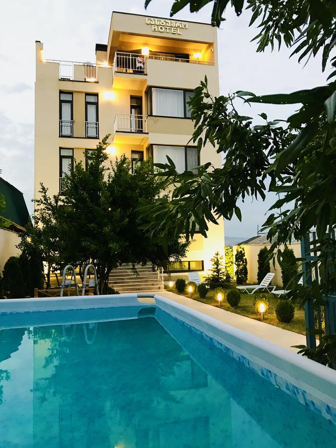Hotel King Tom Tbilisi Esterno foto